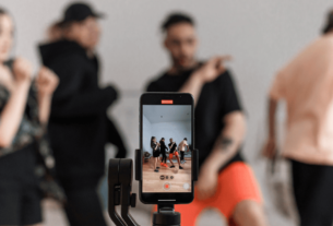 X takes two crypto influencers to court for using fake accounts and artificial likes to illegally take over £207,000 from its creator payment system.