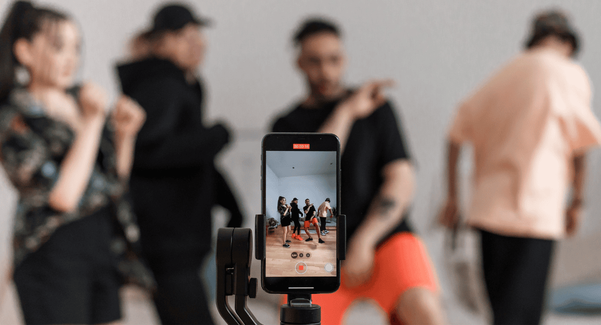 X takes two crypto influencers to court for using fake accounts and artificial likes to illegally take over £207,000 from its creator payment system.