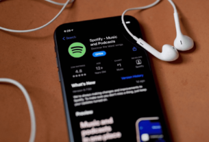 Spotify officially rolls out audiobooks to users in Nigeria, offering over 350,000 digital titles through a new ₦2,300 monthly add-on plan.